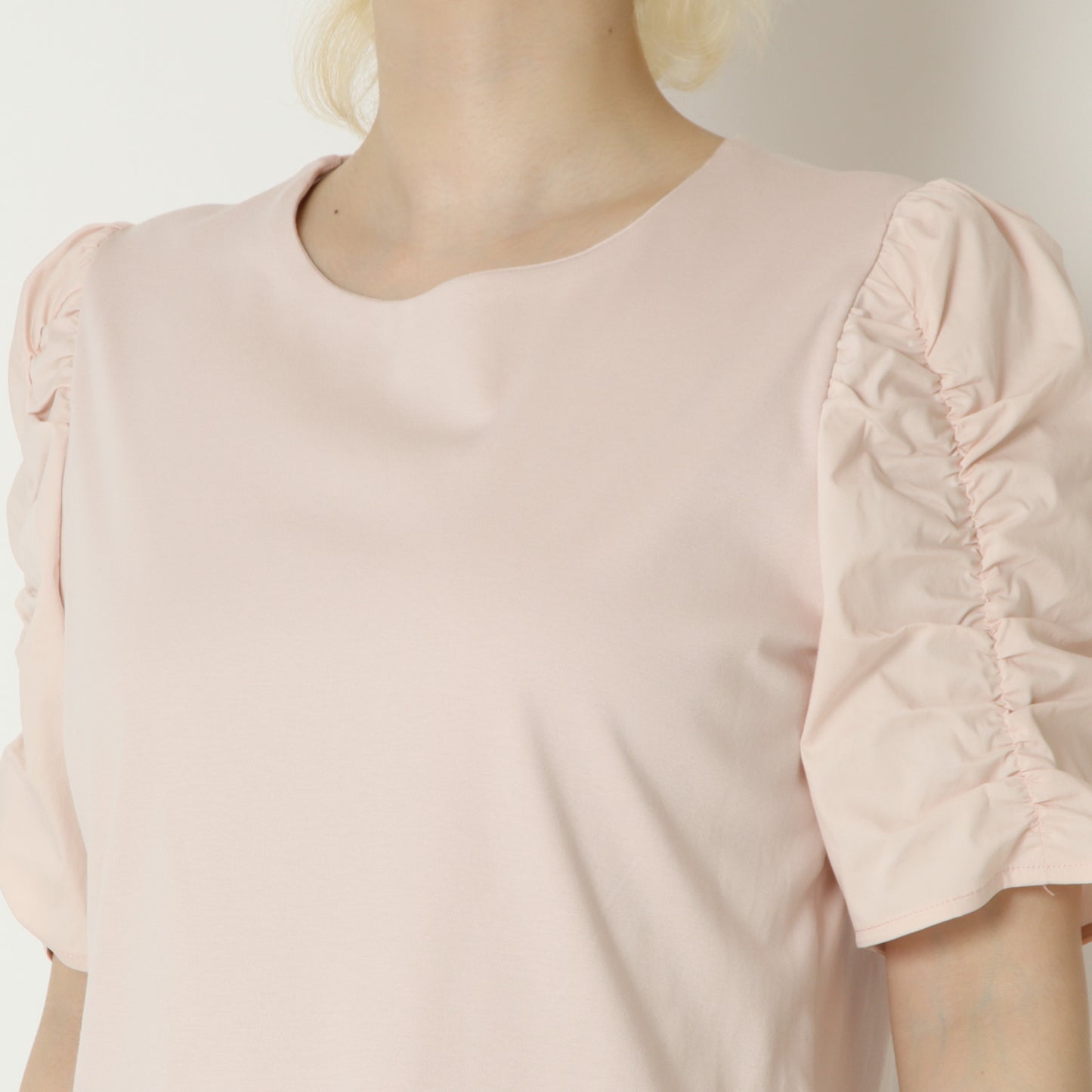 ギャザーパフスリーブTシャツ　80268390