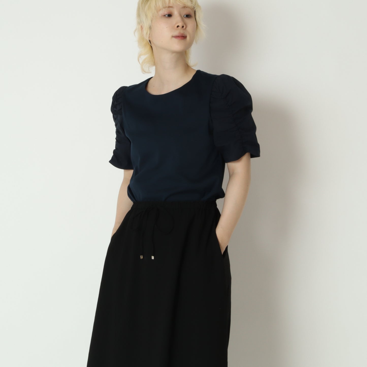 ギャザーパフスリーブTシャツ　80268390