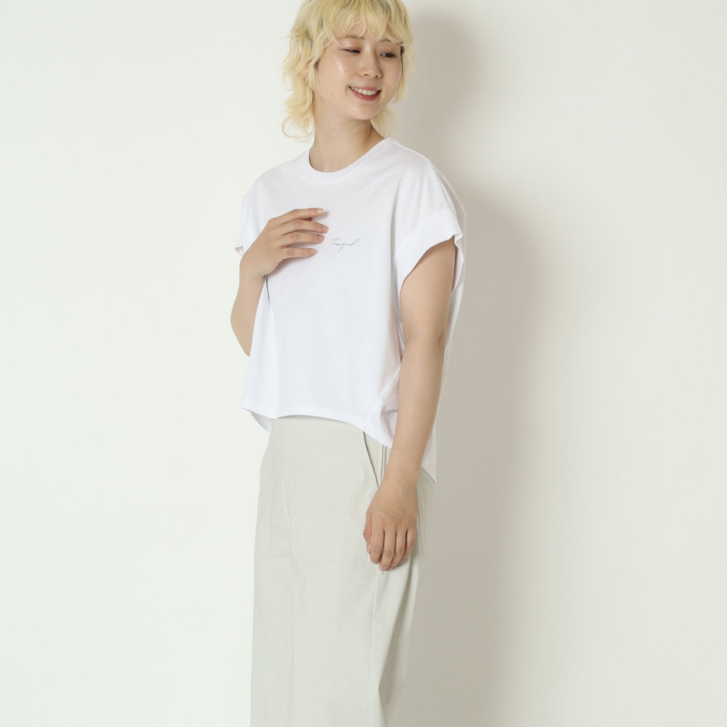 コクーンシルエットロゴTシャツ　80268328