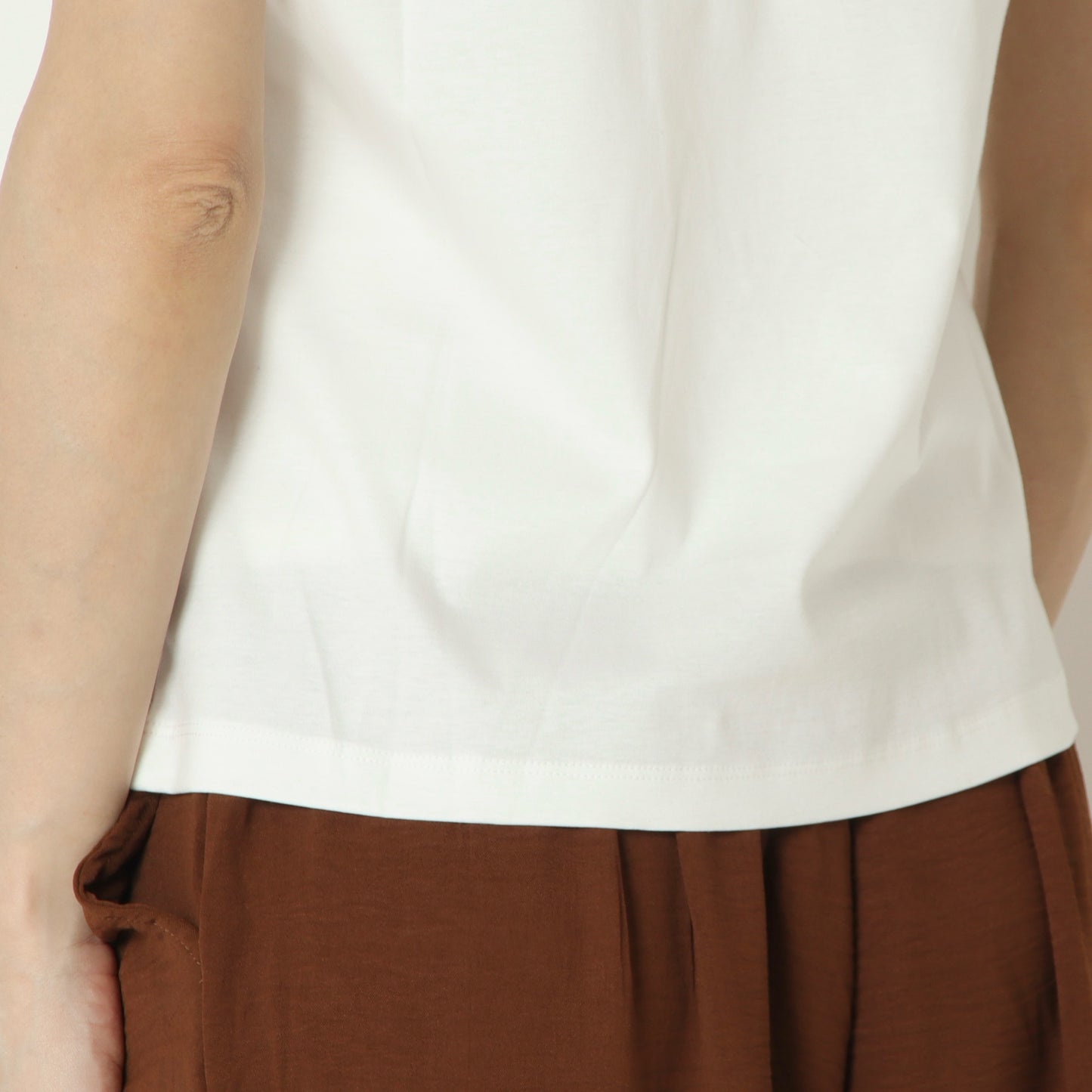 ラインストーンロゴTシャツ　SH261324