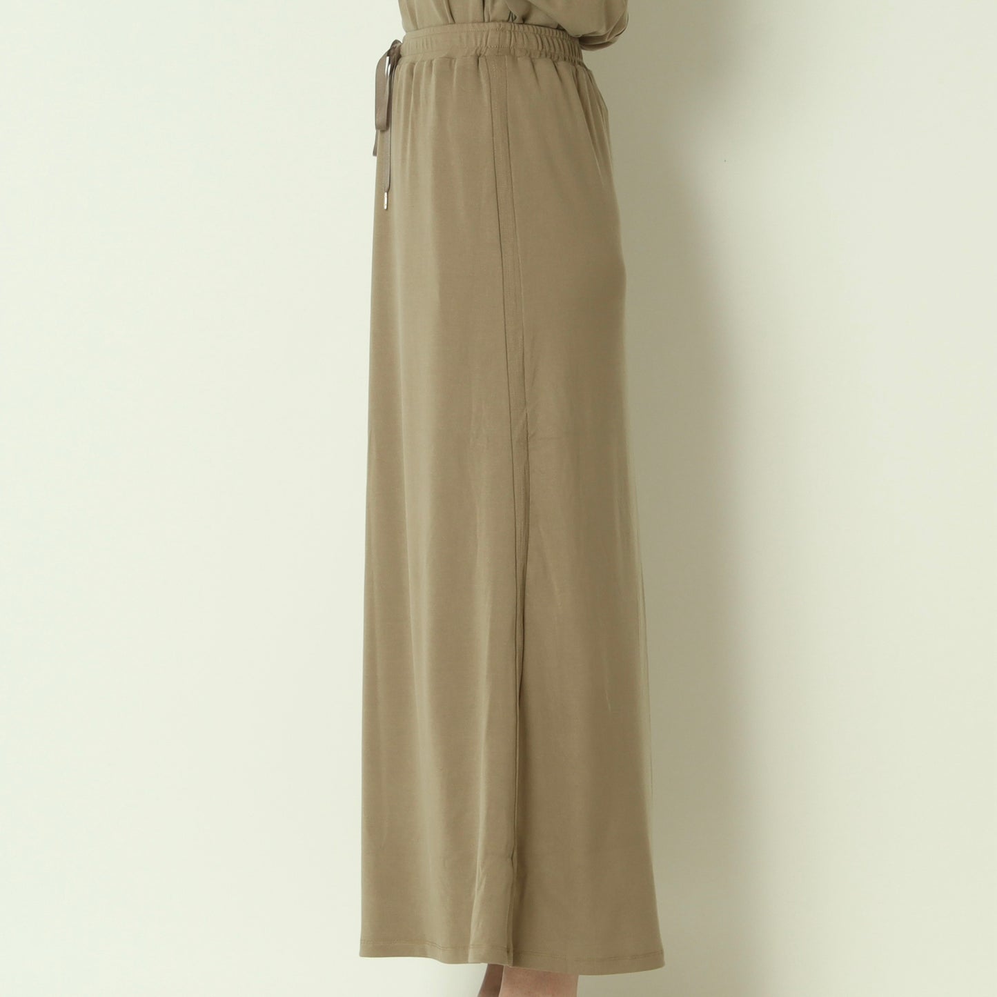 ロングナロースカート　8921125