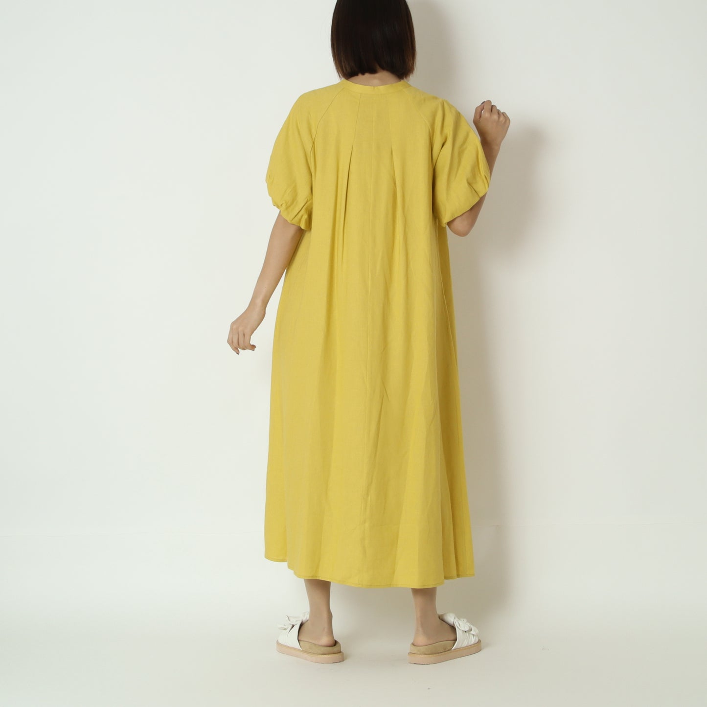 パフスリーブAラインリネンワンピース　8569704