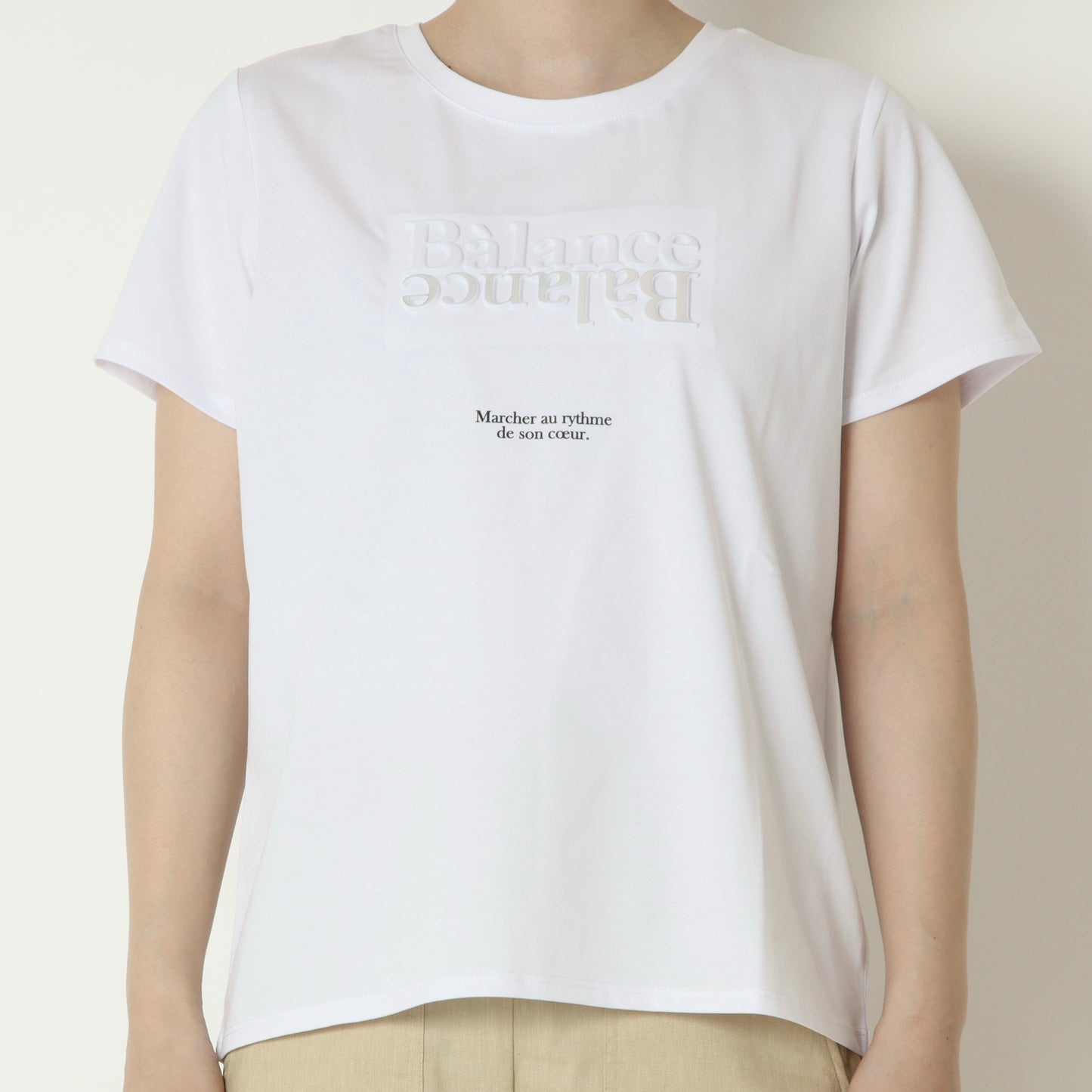 エンボス×箔ロゴTシャツ　DR2610023