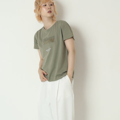 エンボス×箔ロゴTシャツ　DR2610023