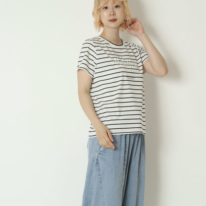 エンボス×箔ロゴTシャツ　DR2610023