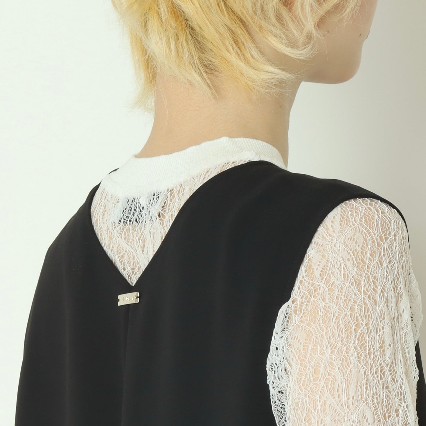 ラウンドネックノースリーブオールインワン  R1692A-26