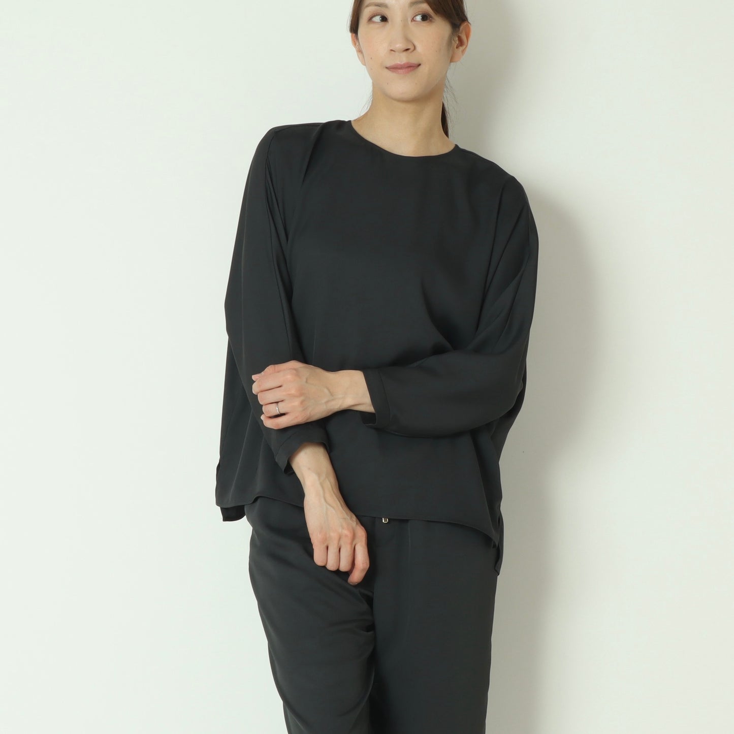 サテンツイルプルオーバー　U2311H-26