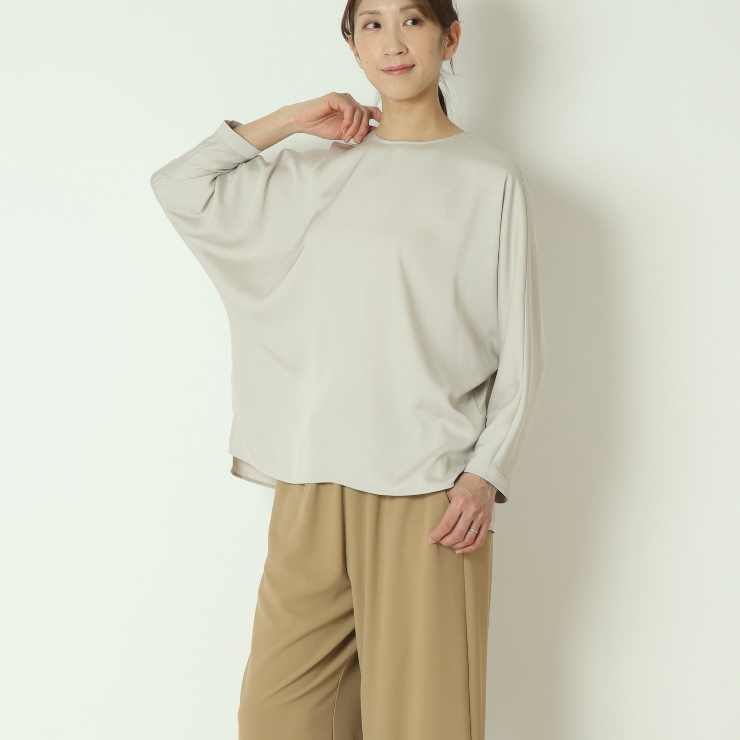 サテンツイルプルオーバー　U2311H-26