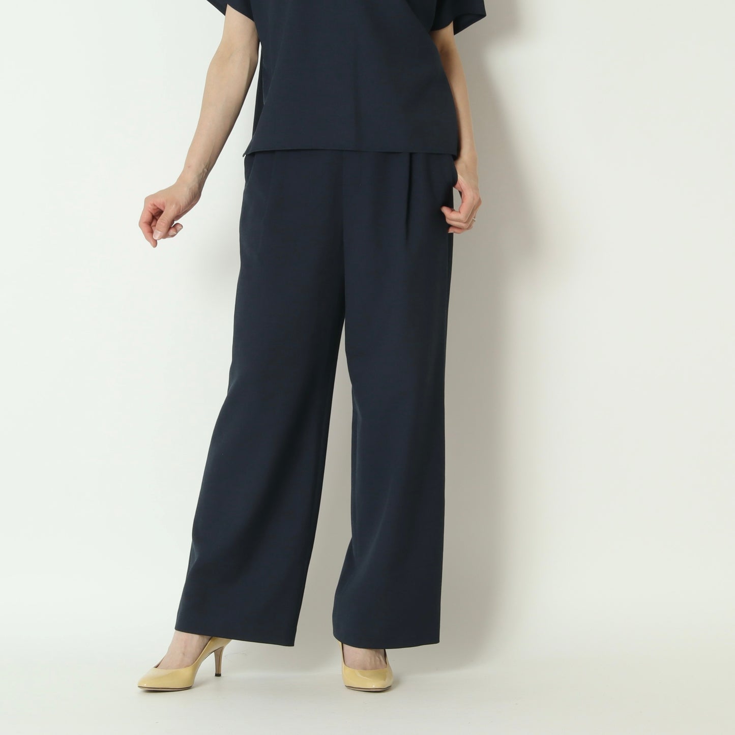 ドライタンブラーワンタックストレートパンツ　U2333H-26