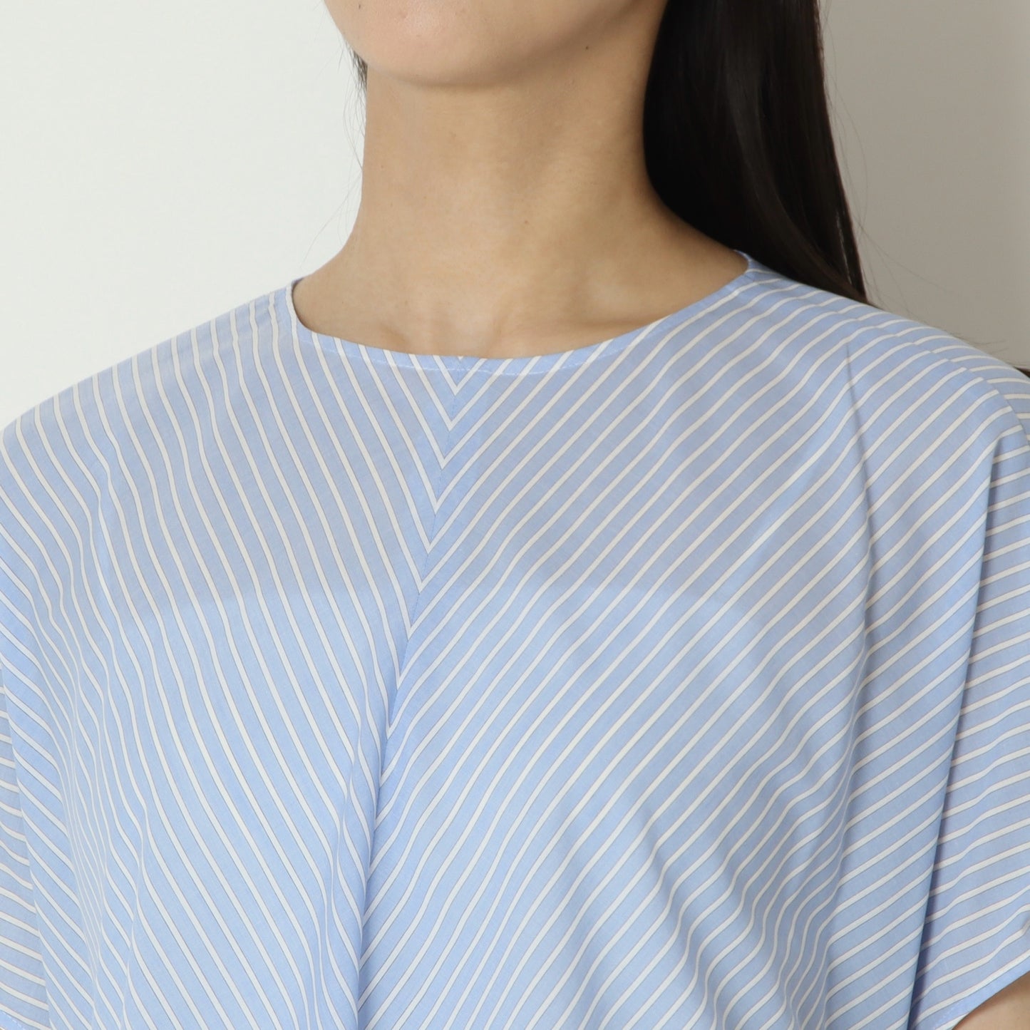 ストライププルオーバーブラウス　U2339H-26