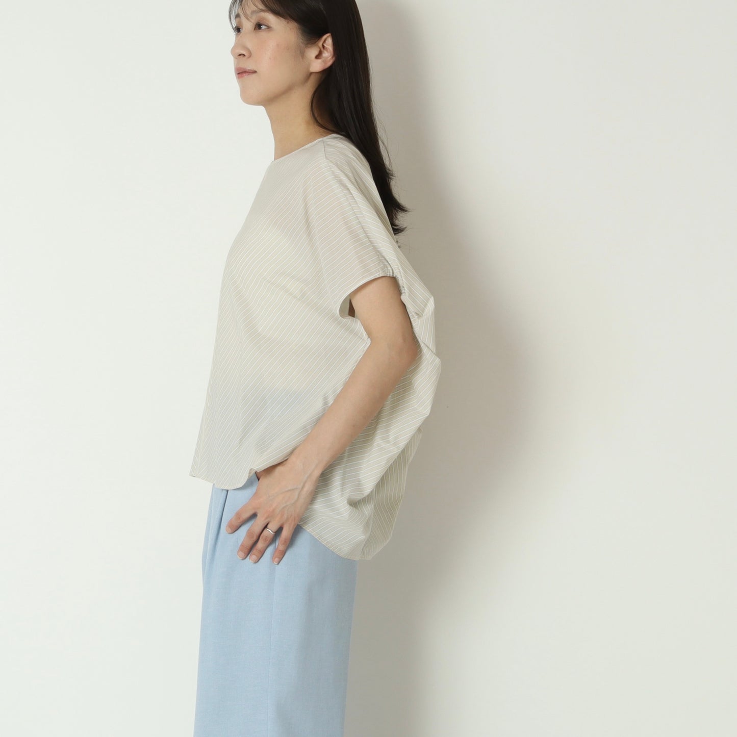 ストライププルオーバーブラウス　U2339H-26