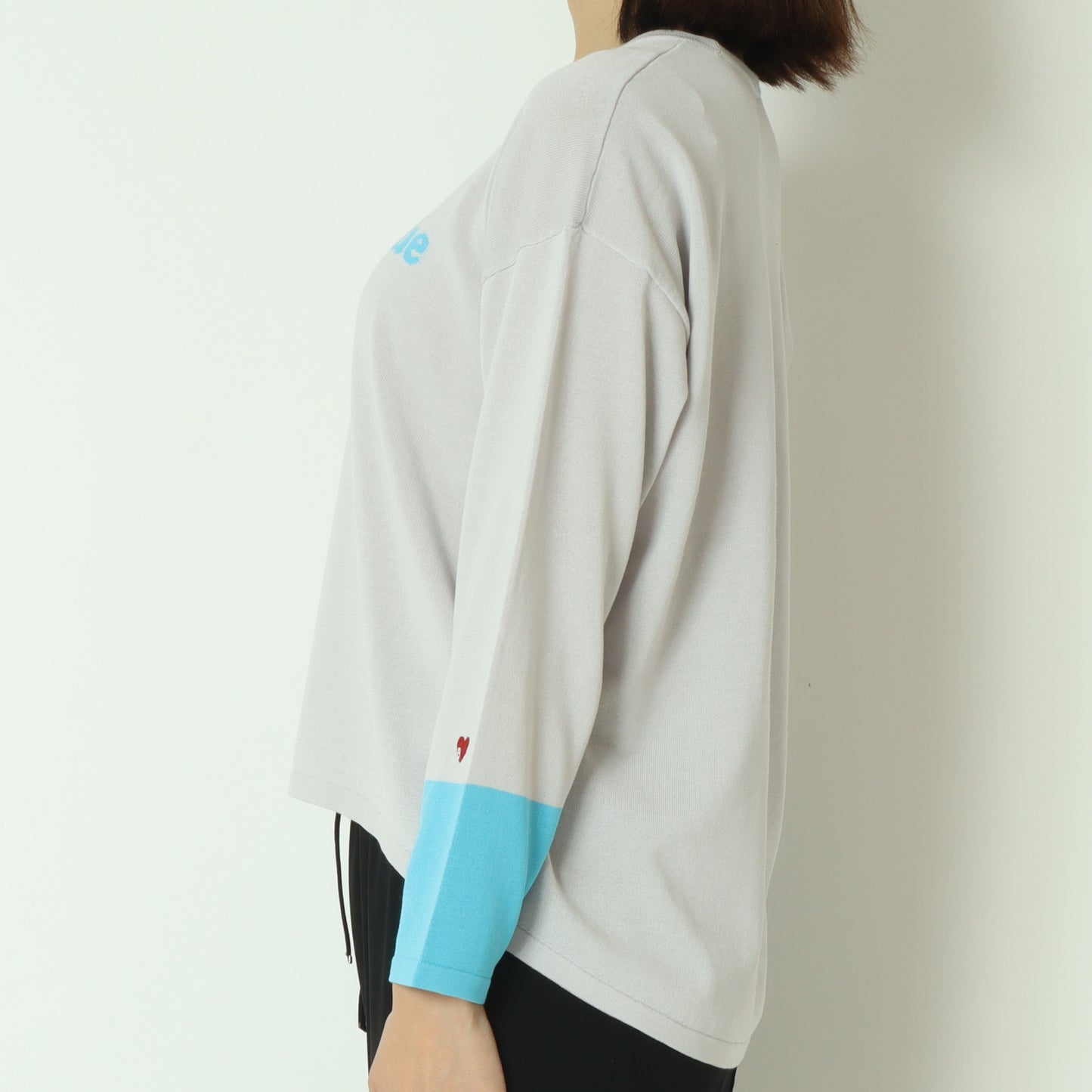 バイカラーロゴニット  611916