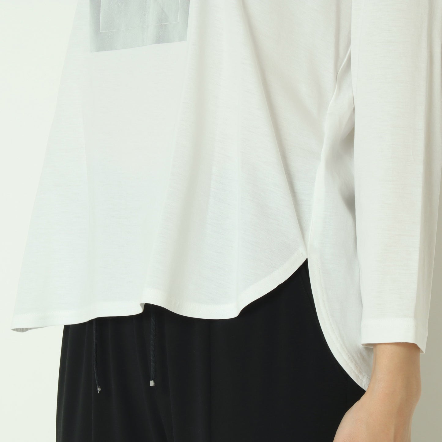 メタリックグラフィックロンT  611917