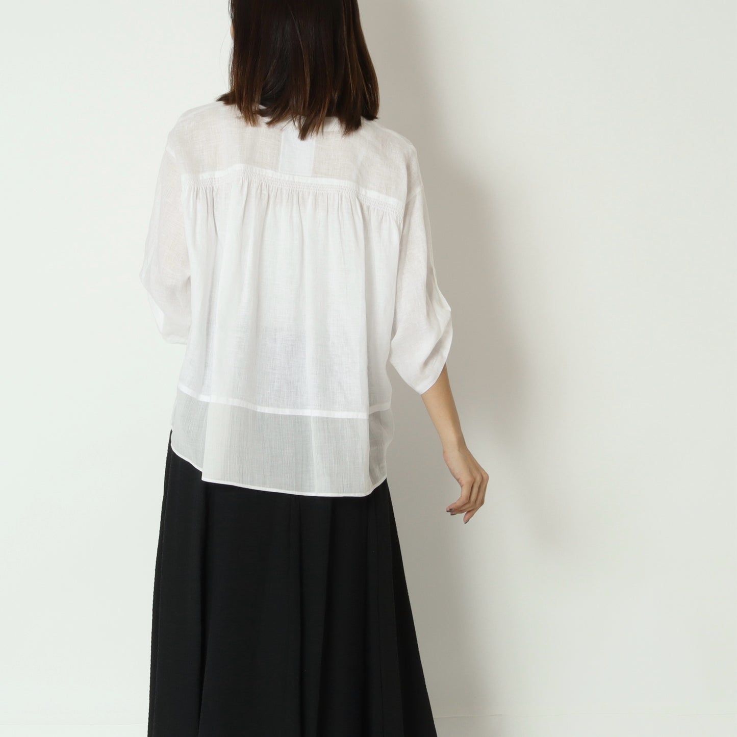 Vネックブラウス 621468