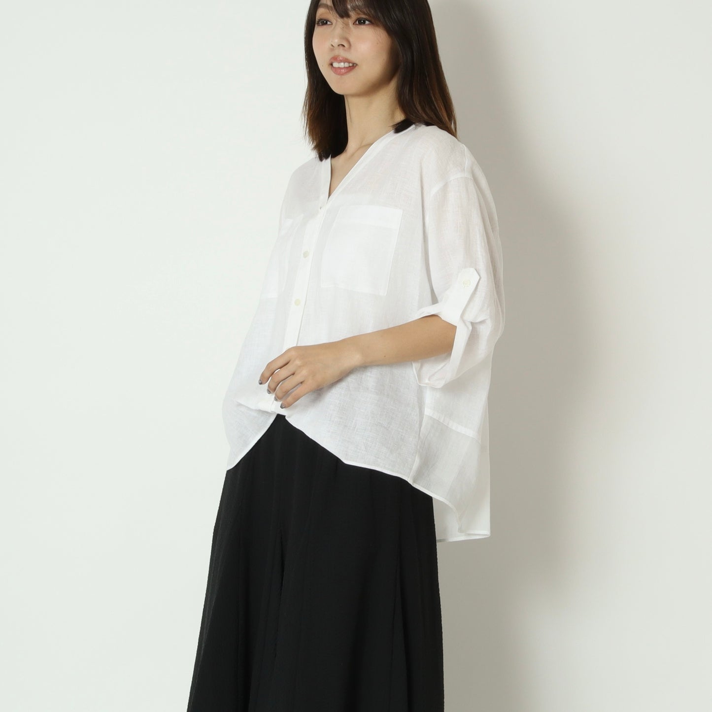 Vネックブラウス 621468
