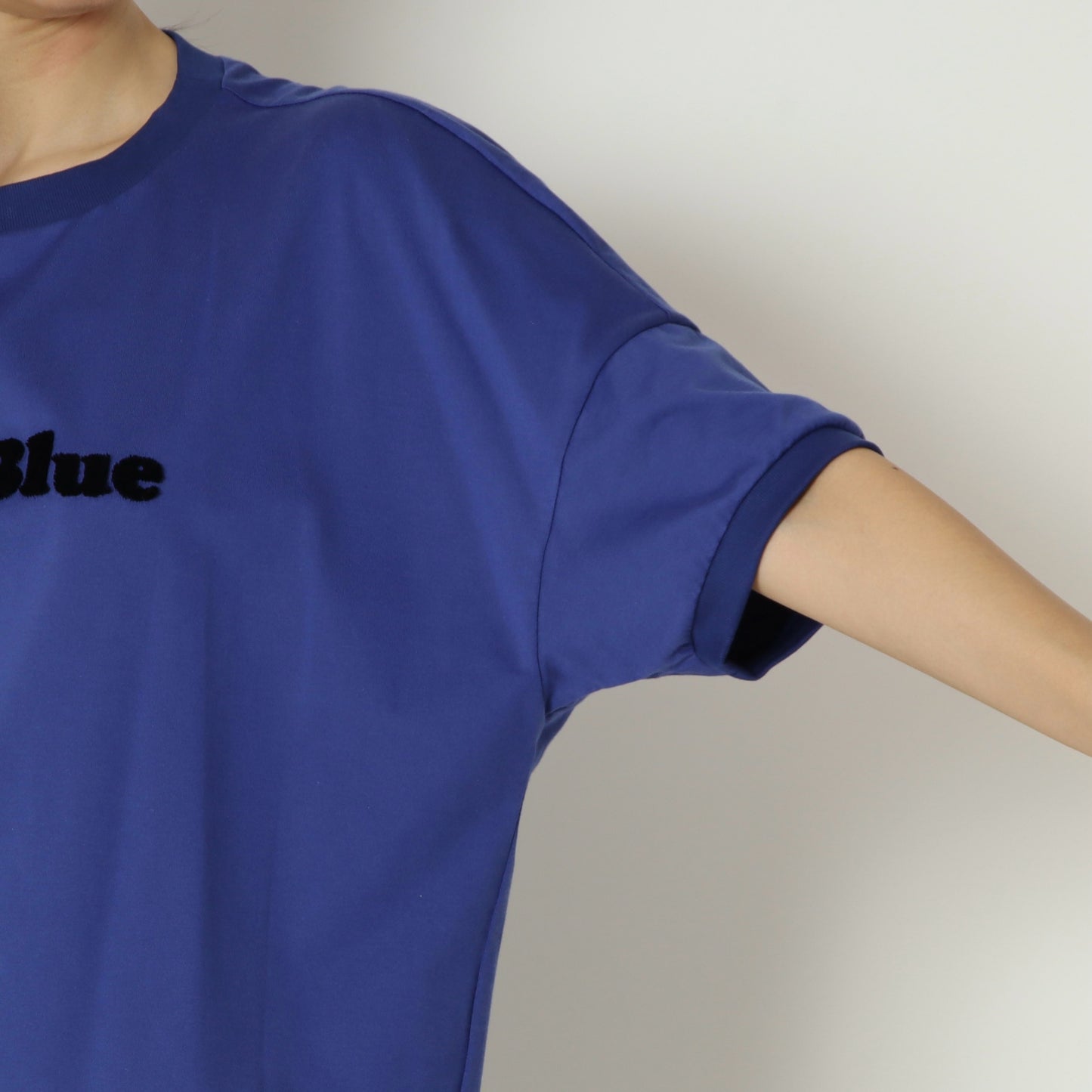 ベロアロゴコットンTシャツ　621904