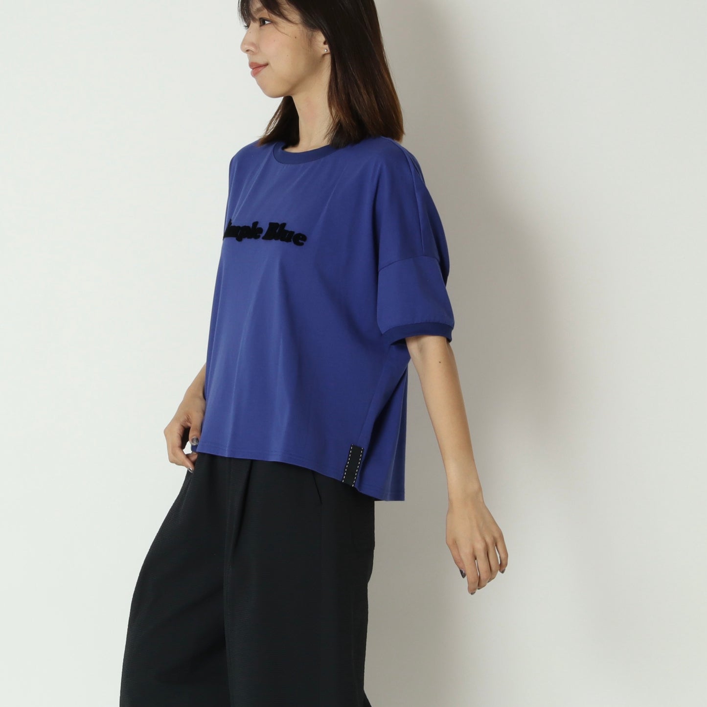 ベロアロゴコットンTシャツ　621904