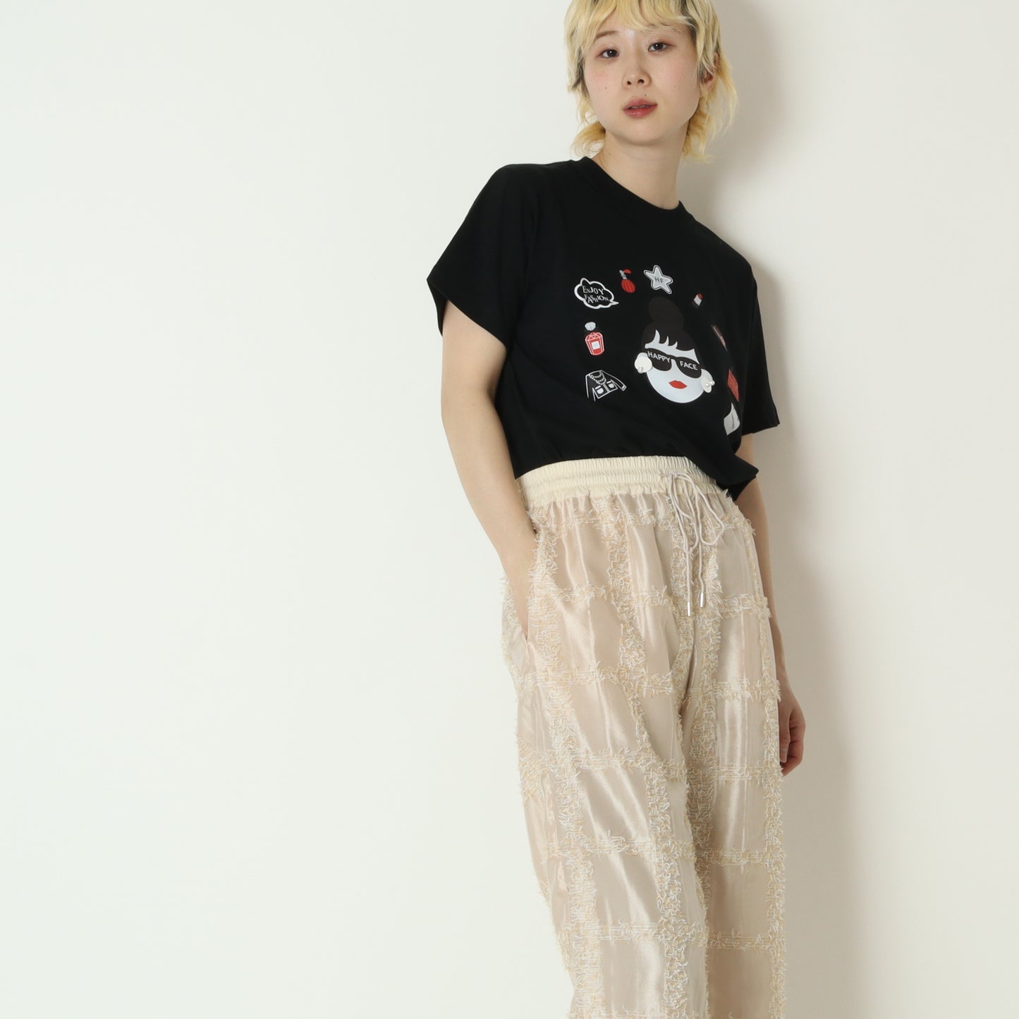パールモチーフグラフィックTシャツ　EMA2604
