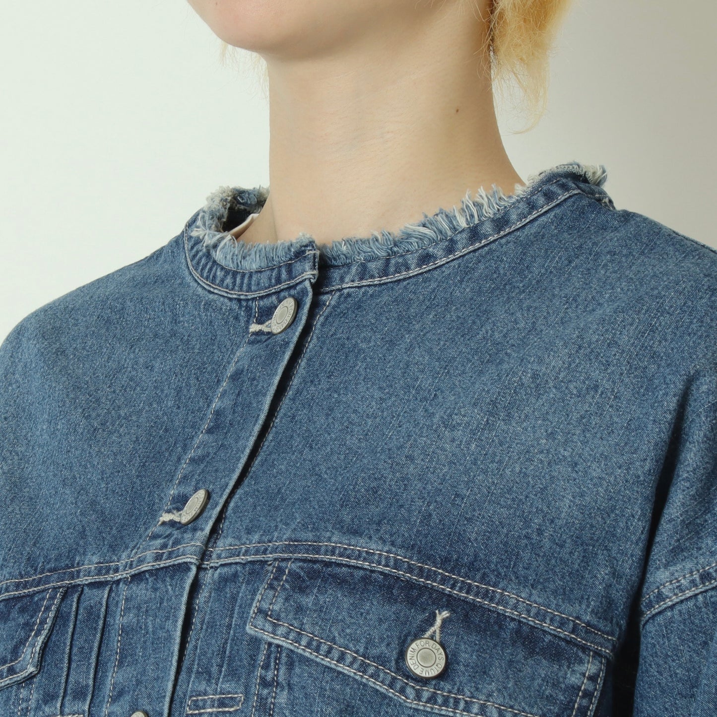 ノーカラーデニム ジャケット  62224000