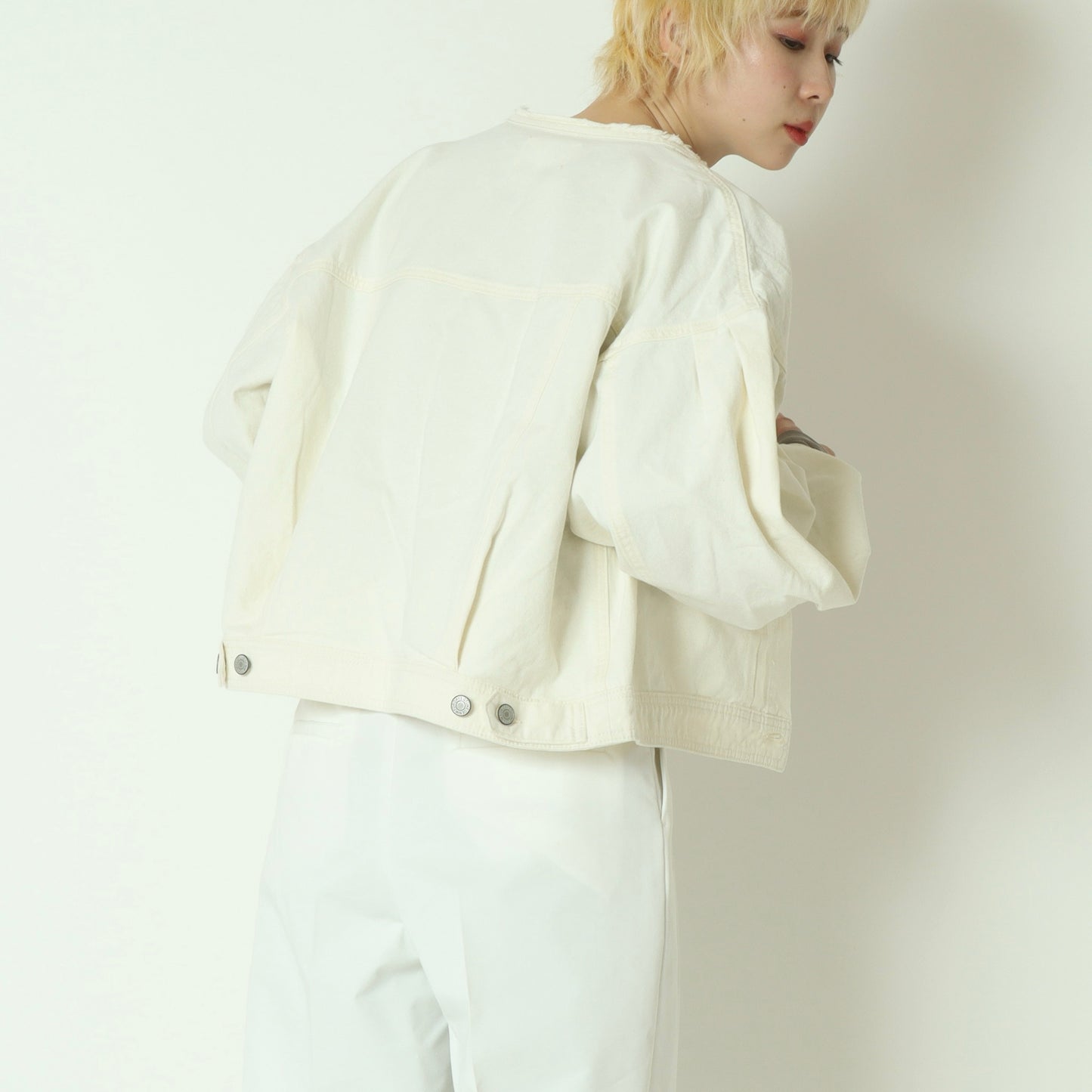 ノーカラーデニム ジャケット  62224000