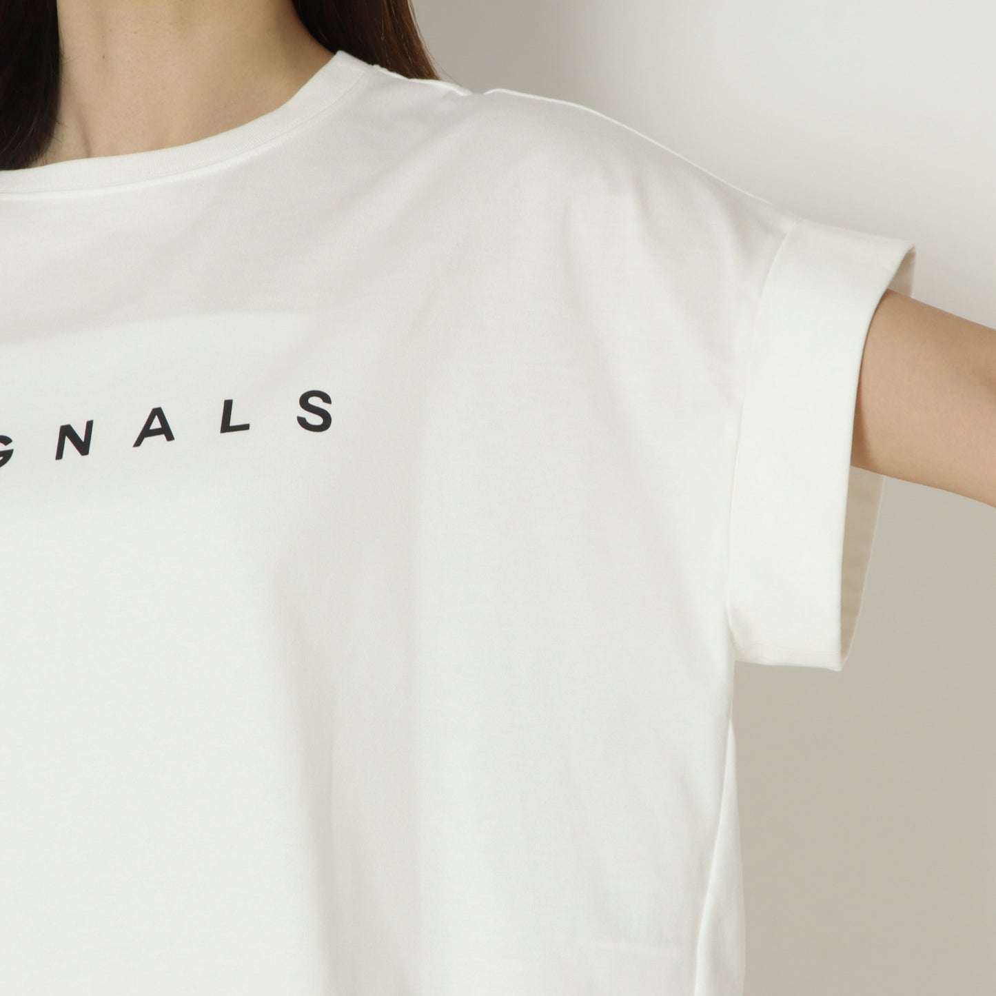 ロールアップハーフスリーブロゴＴシャツ　61025118