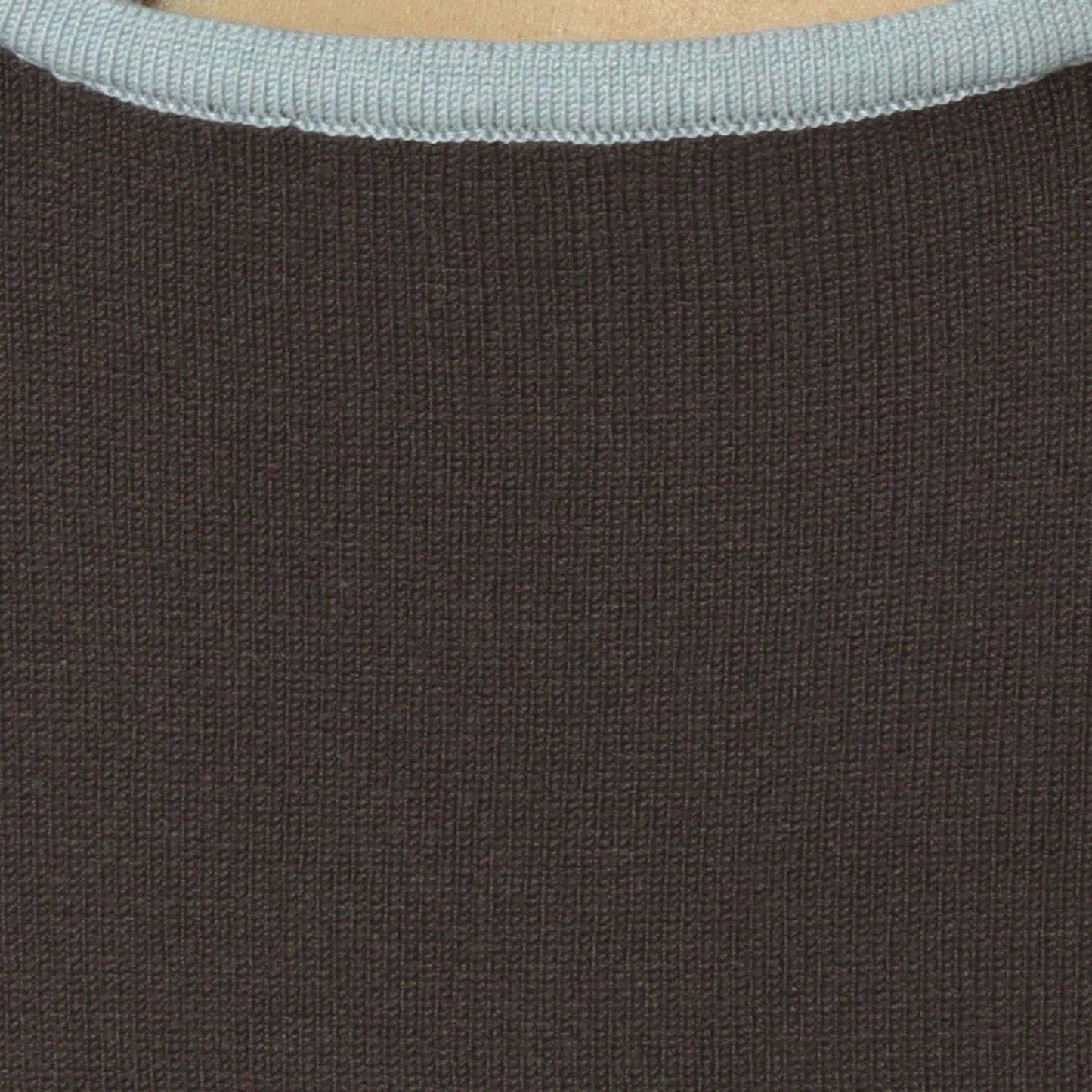ノースリーブバッククロスニット　61225024