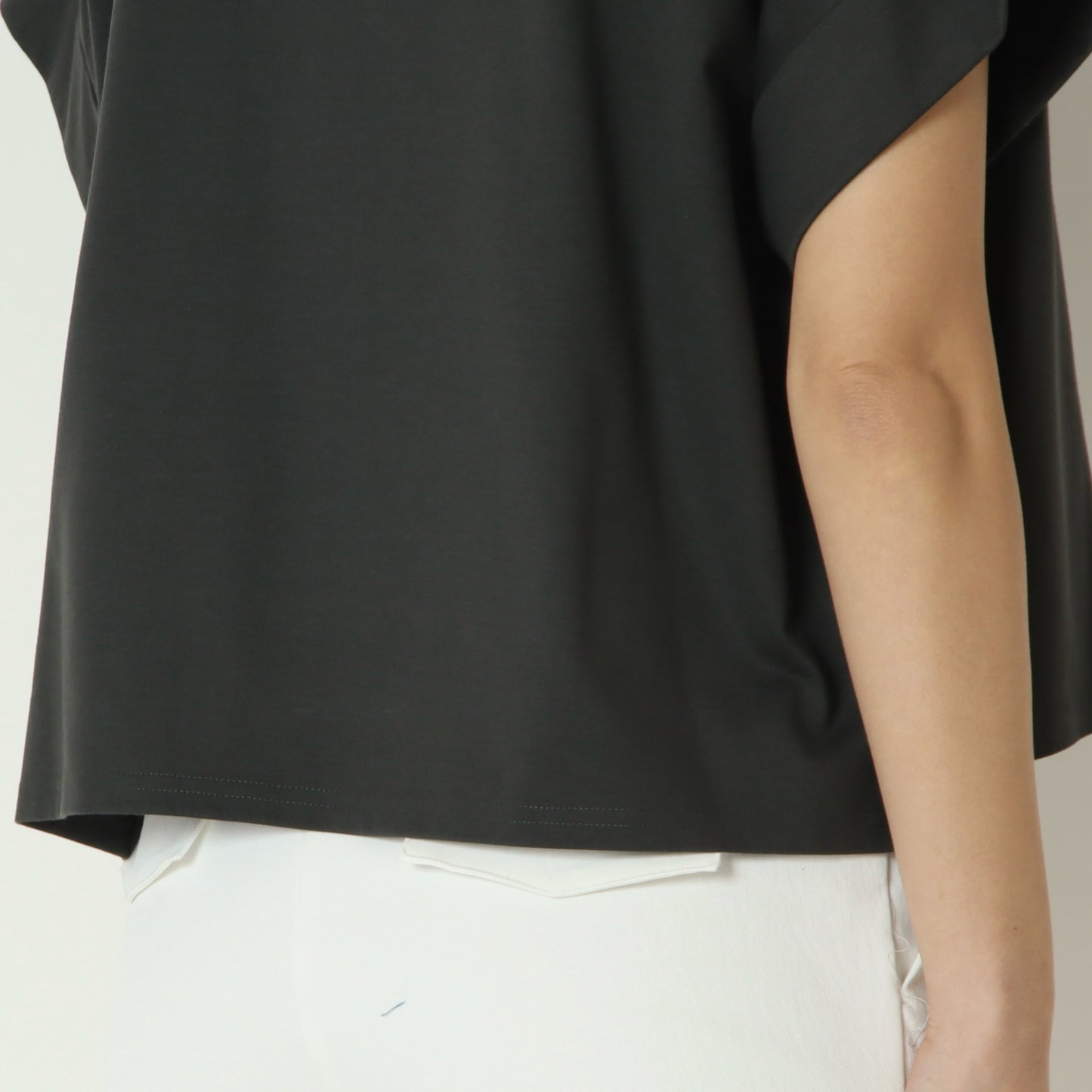 ロールアップハーフスリーブＴシャツ　61025119