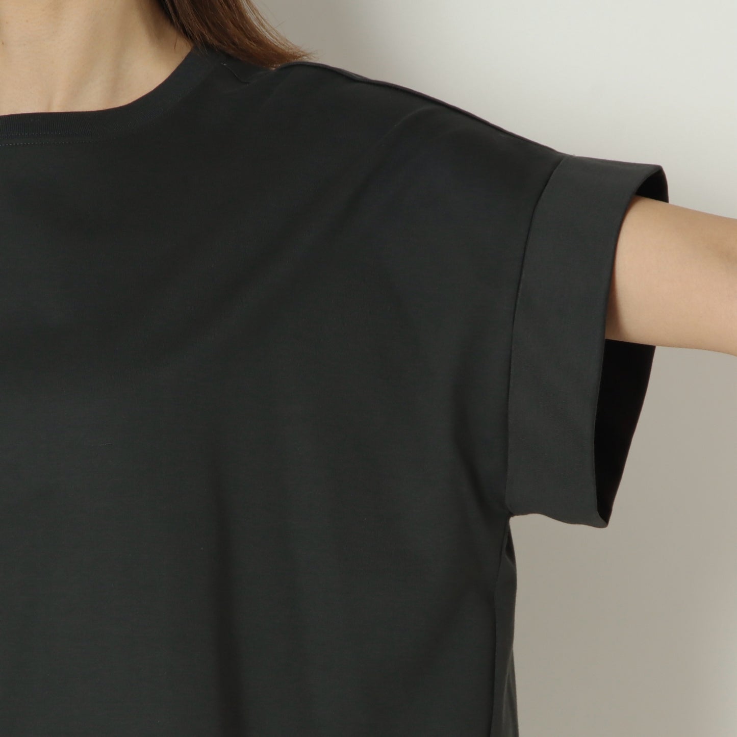 ロールアップハーフスリーブＴシャツ　61025119