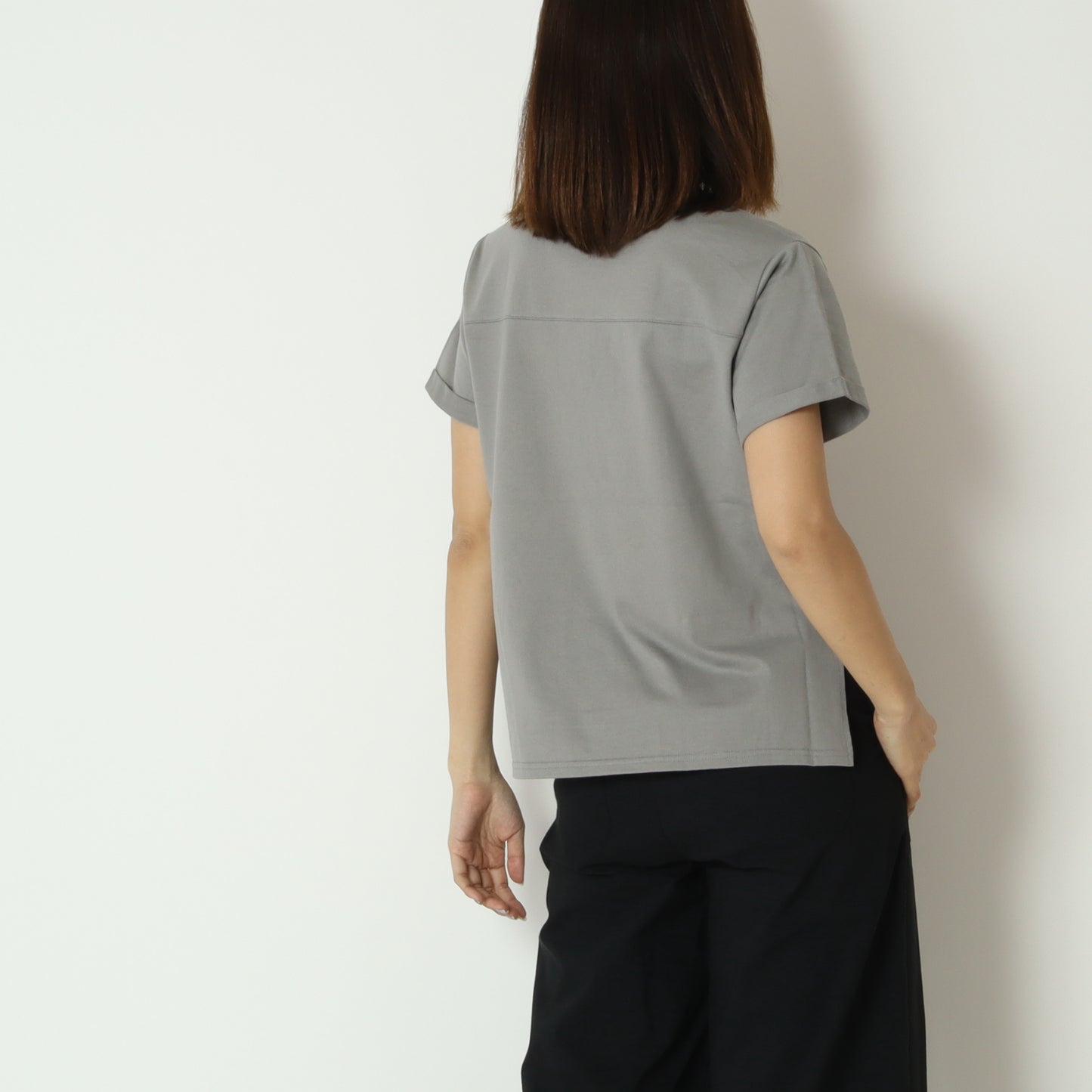 コンパクトロゴTシャツ　61225194