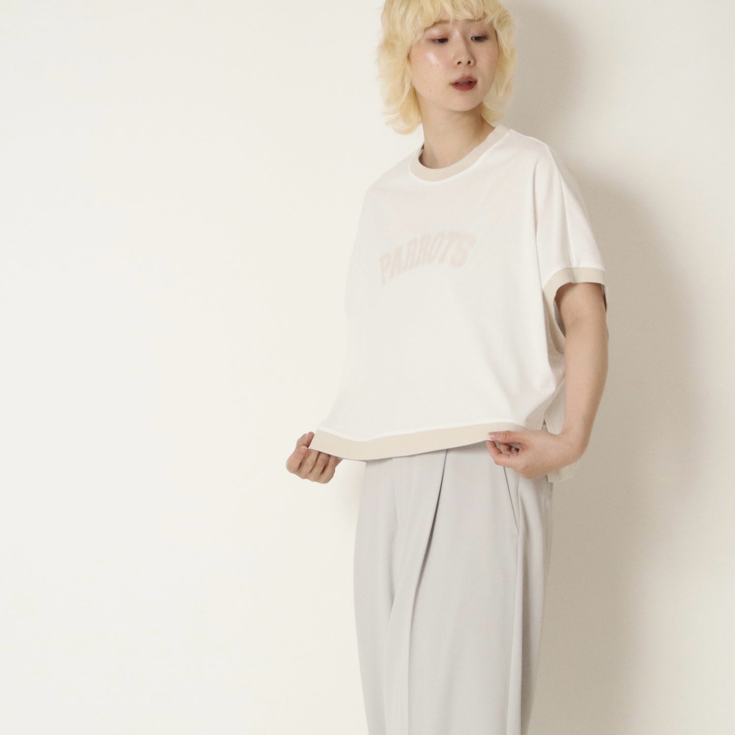 バイカラー袖リブロゴTシャツ　61025218