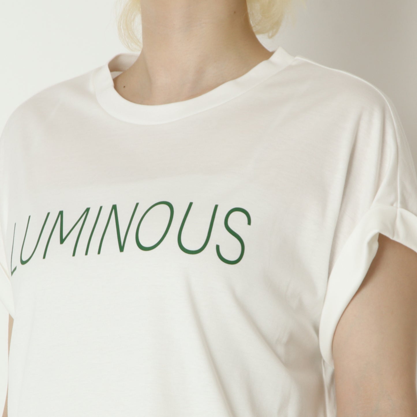フロントロゴTシャツ　65025568