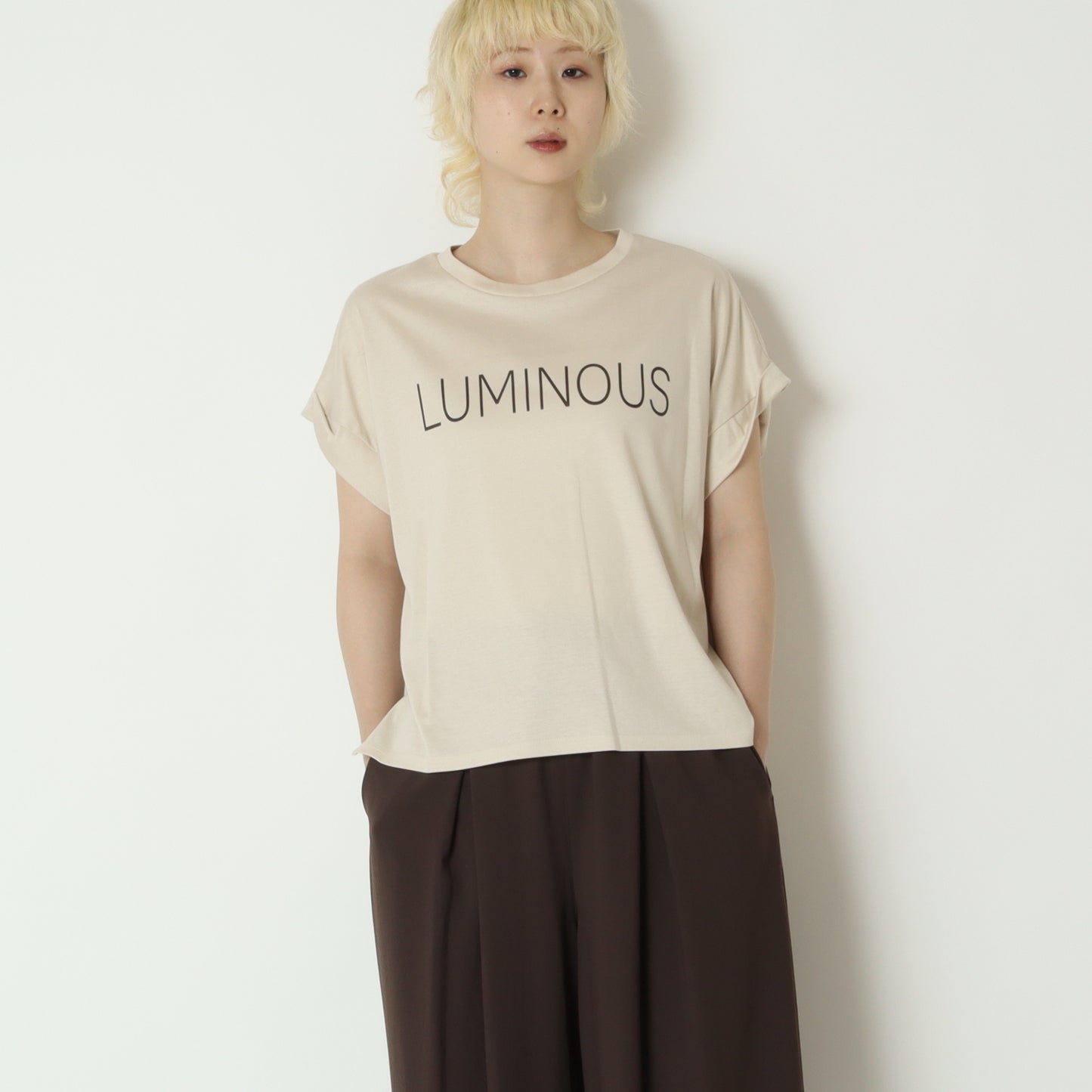 フロントロゴTシャツ　65025568