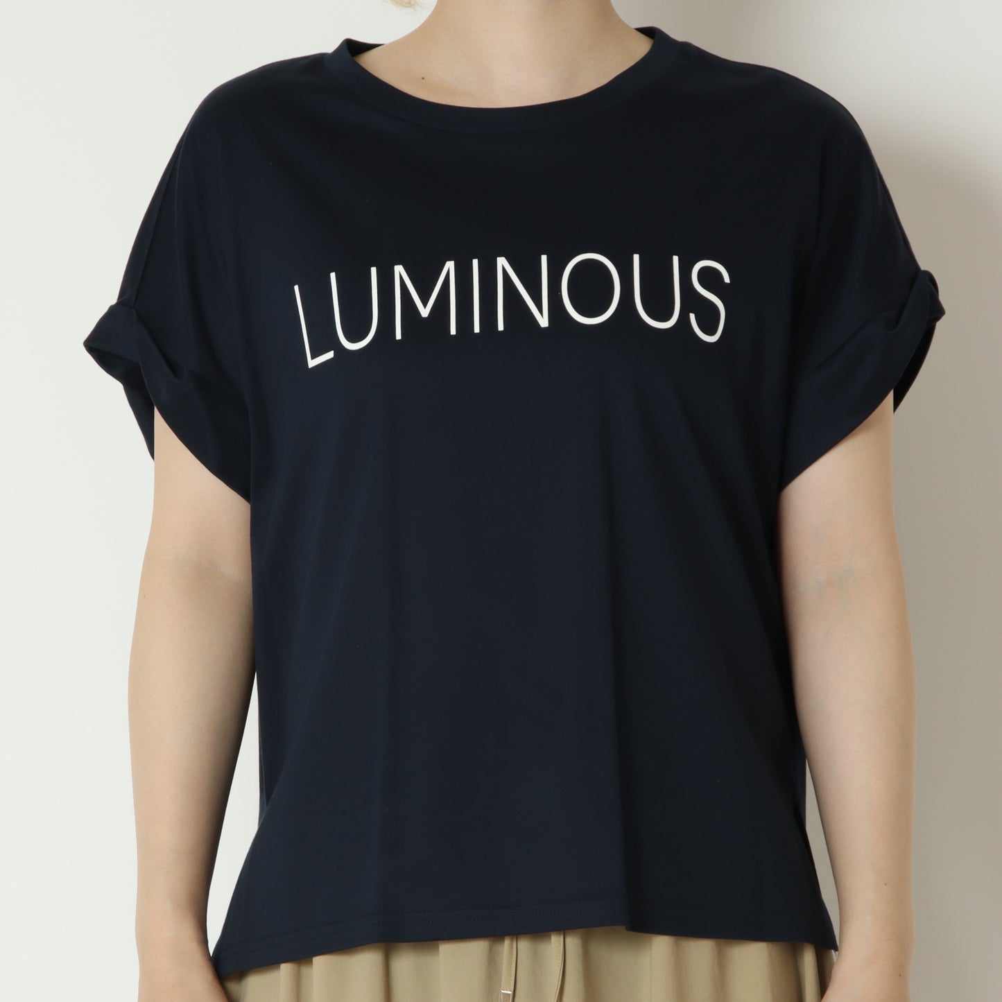 フロントロゴTシャツ　65025568
