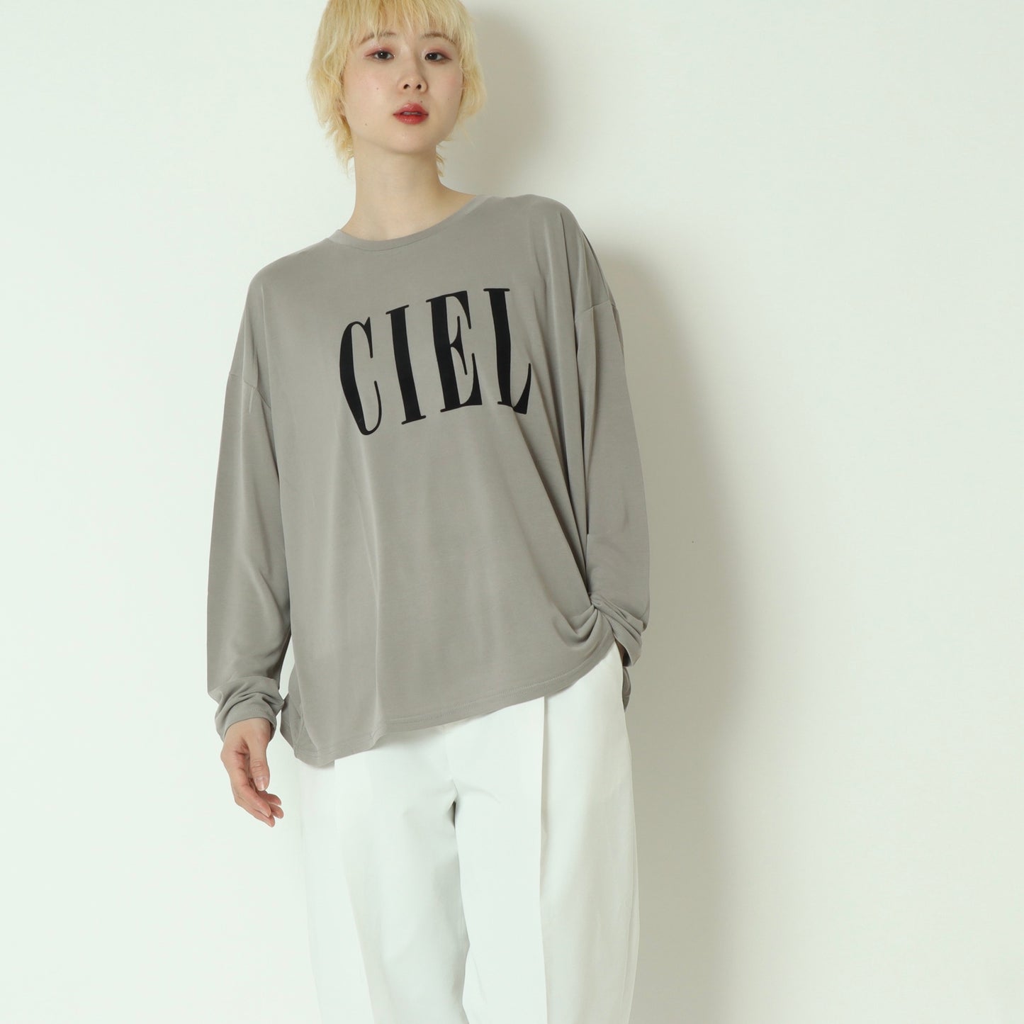 フロッキープリントロゴカットソー　780336