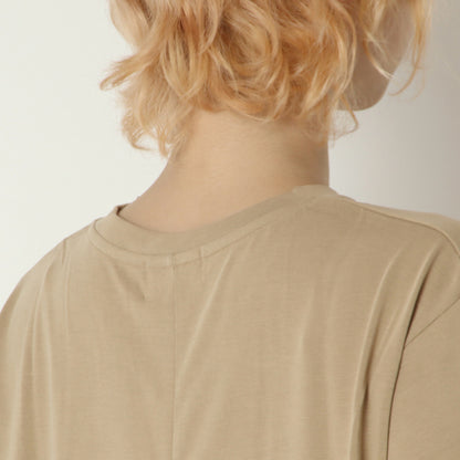 ロゴラウンドヘムTシャツ　810317