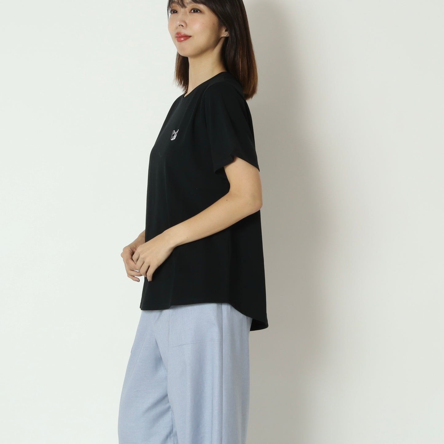 フレンチブルドッグワッペン風刺繍カットソー　
850301