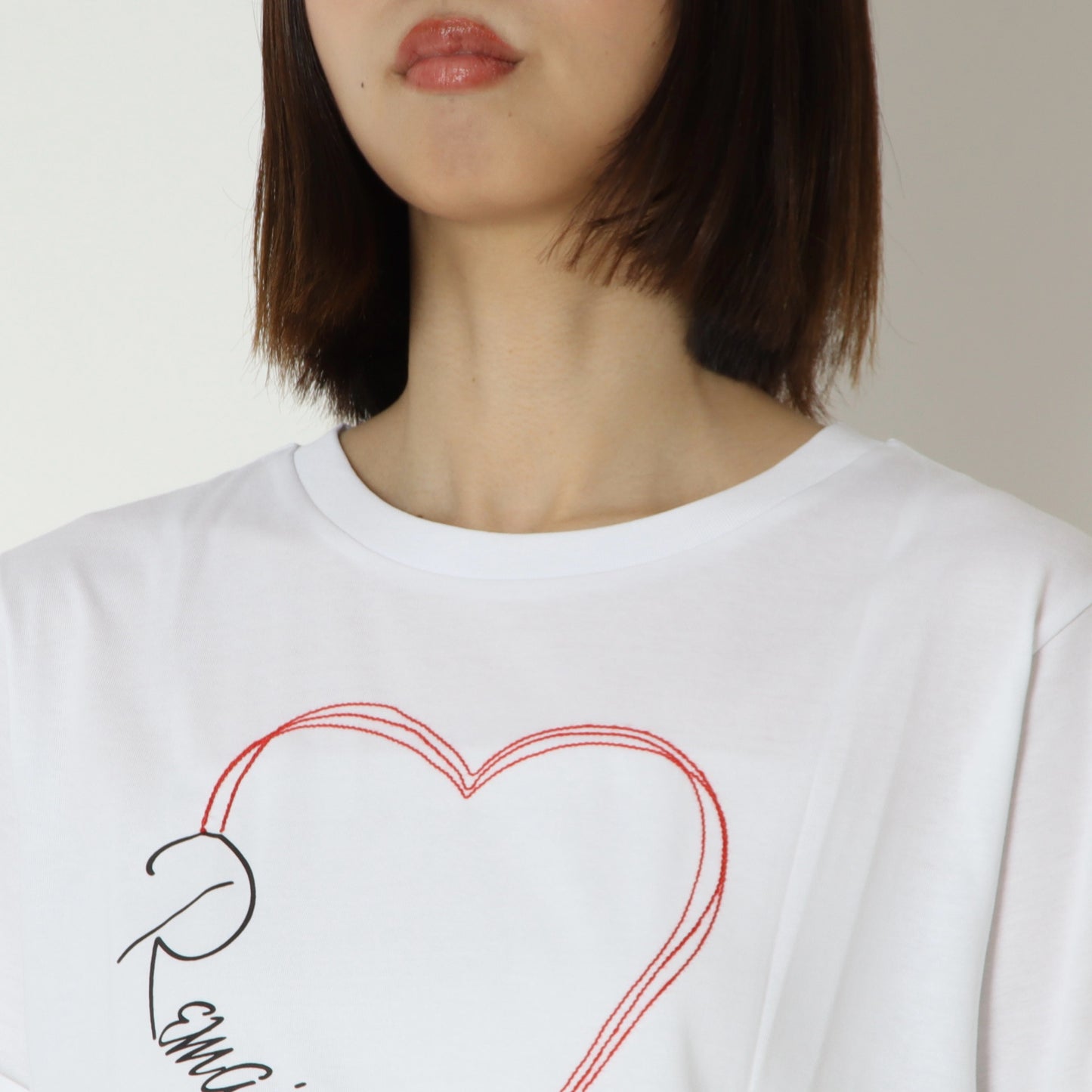 ハート刺繍Tシャツ　850302