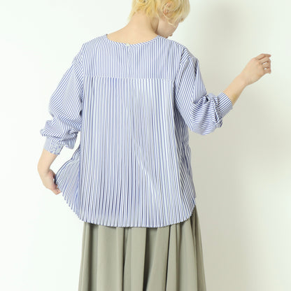 レイヤードニットベスト×ストライプシャツ  733905