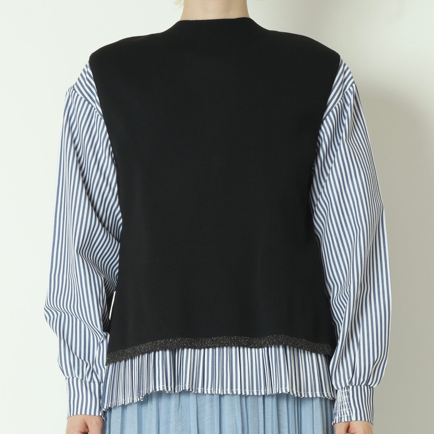 レイヤードニットベスト×ストライプシャツ  733905