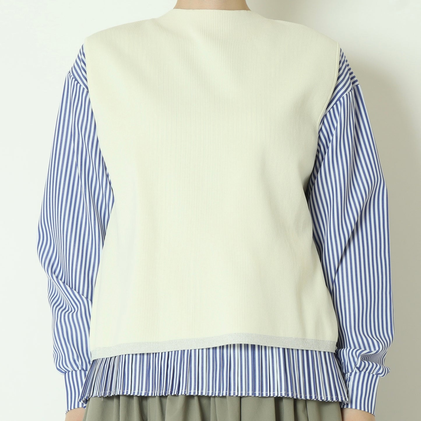 レイヤードニットベスト×ストライプシャツ  733905
