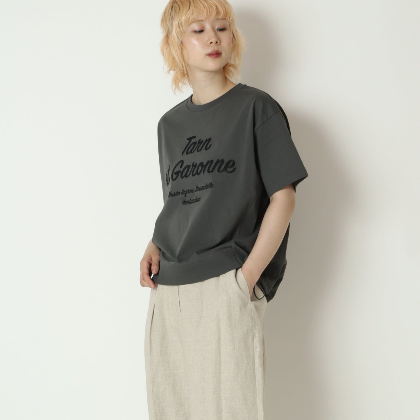 刺繍ロゴドロスト付きTシャツ　623972