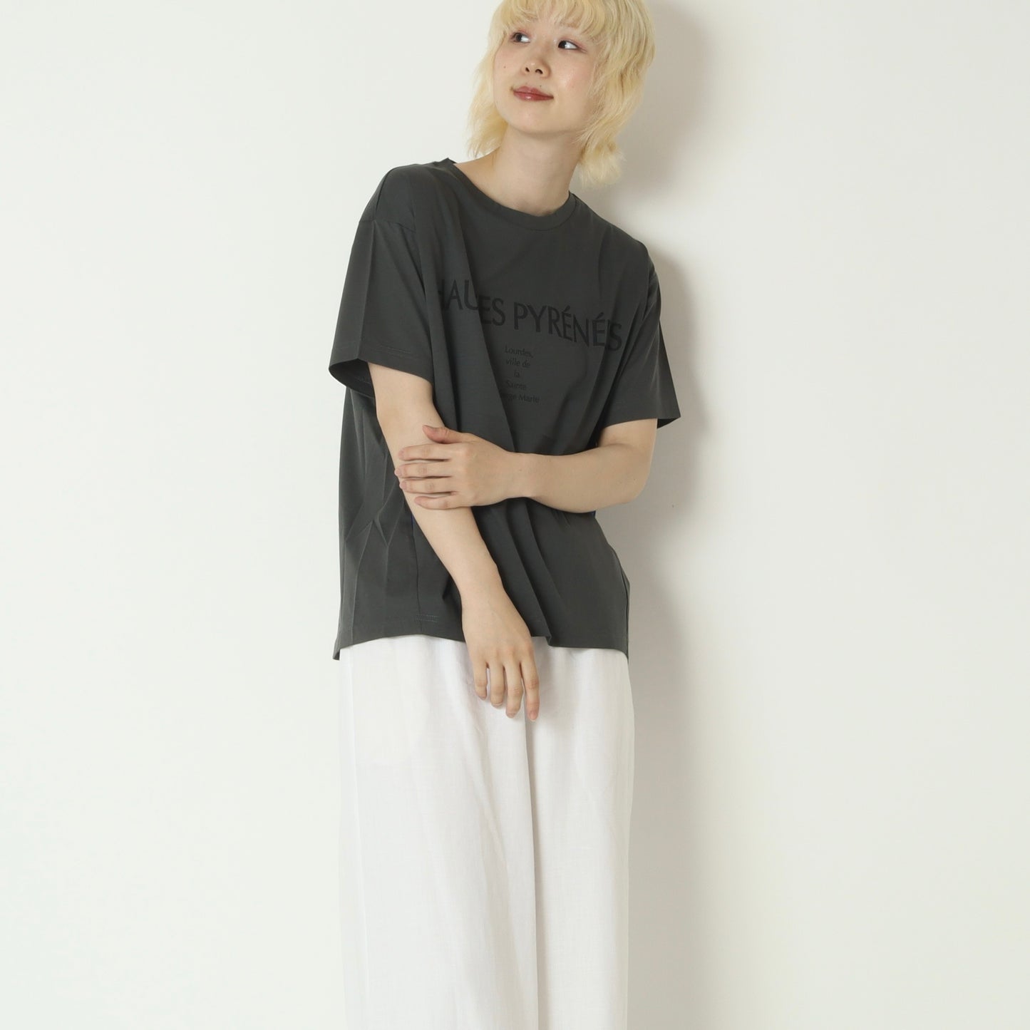 脇ポケット付きロゴTシャツ　623967