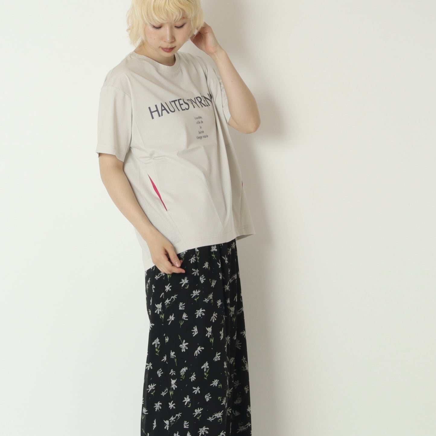 脇ポケット付きロゴTシャツ　623967