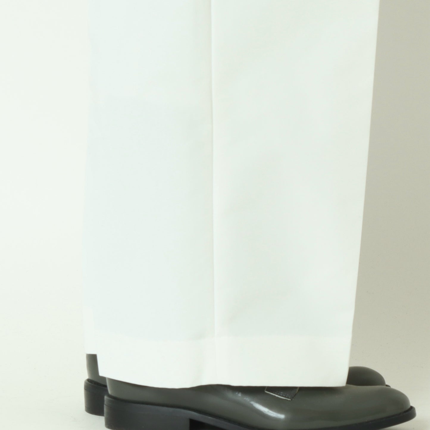 タックワイドストレートパンツ　BO26-419P