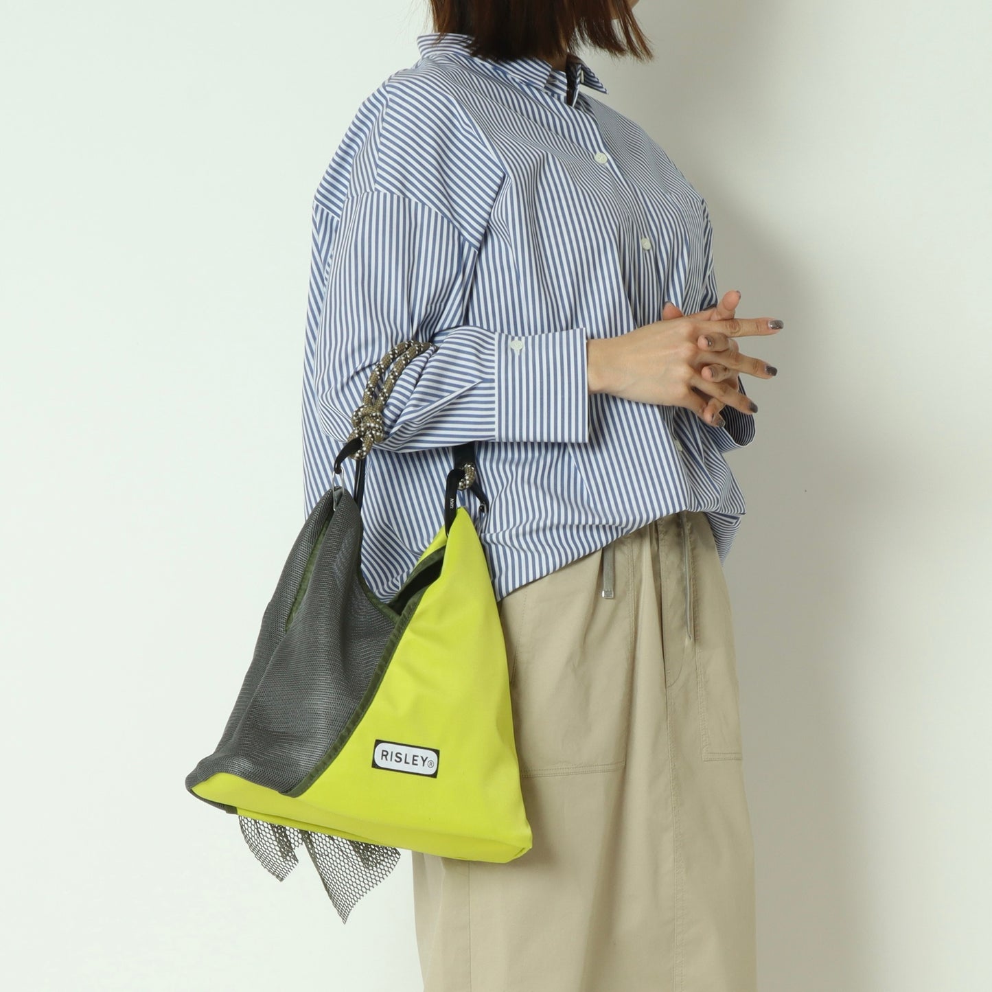 フリルメッシュミニトライアングルバッグ　R2601TMM47