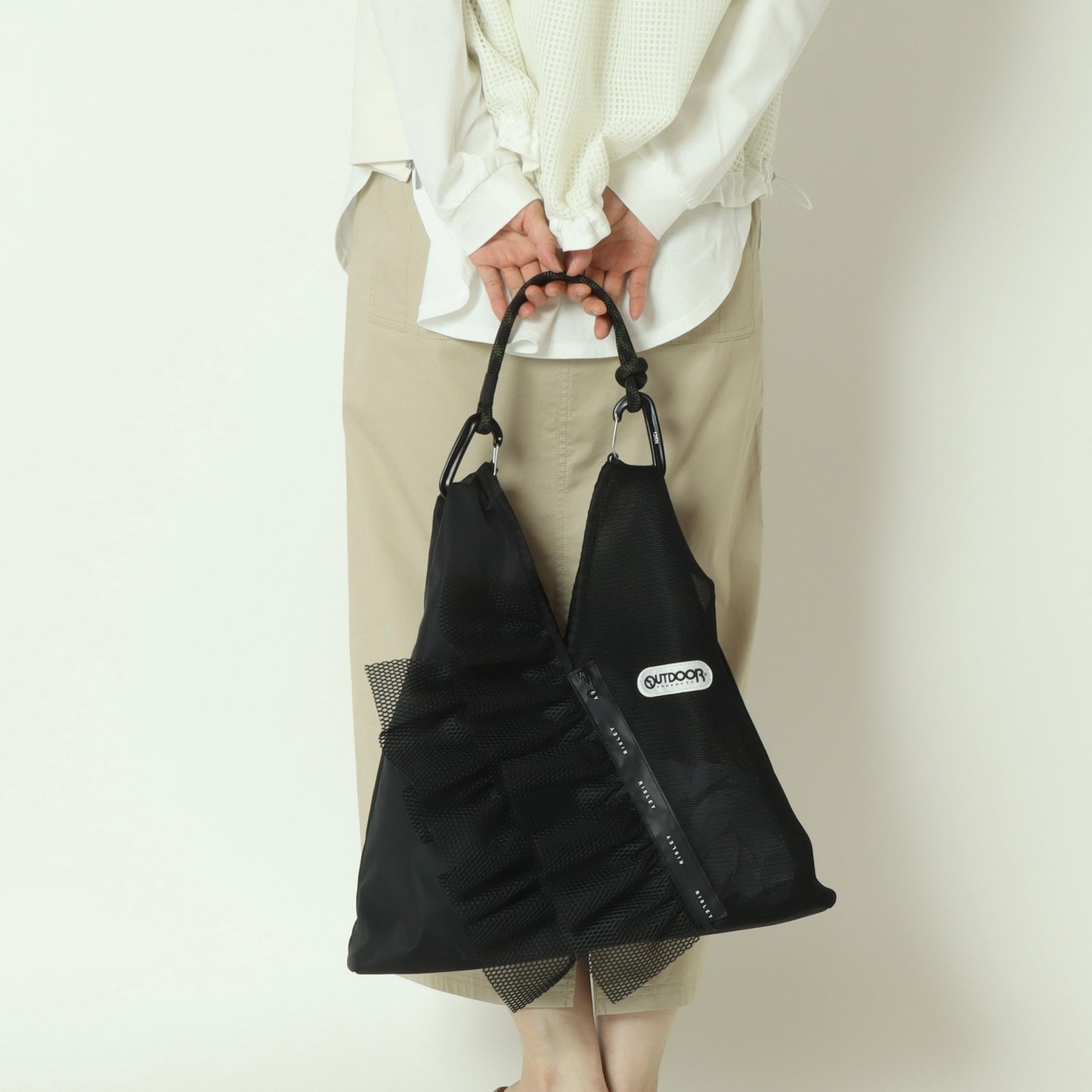 フリルメッシュトライアングルバッグ　R2601TFM46