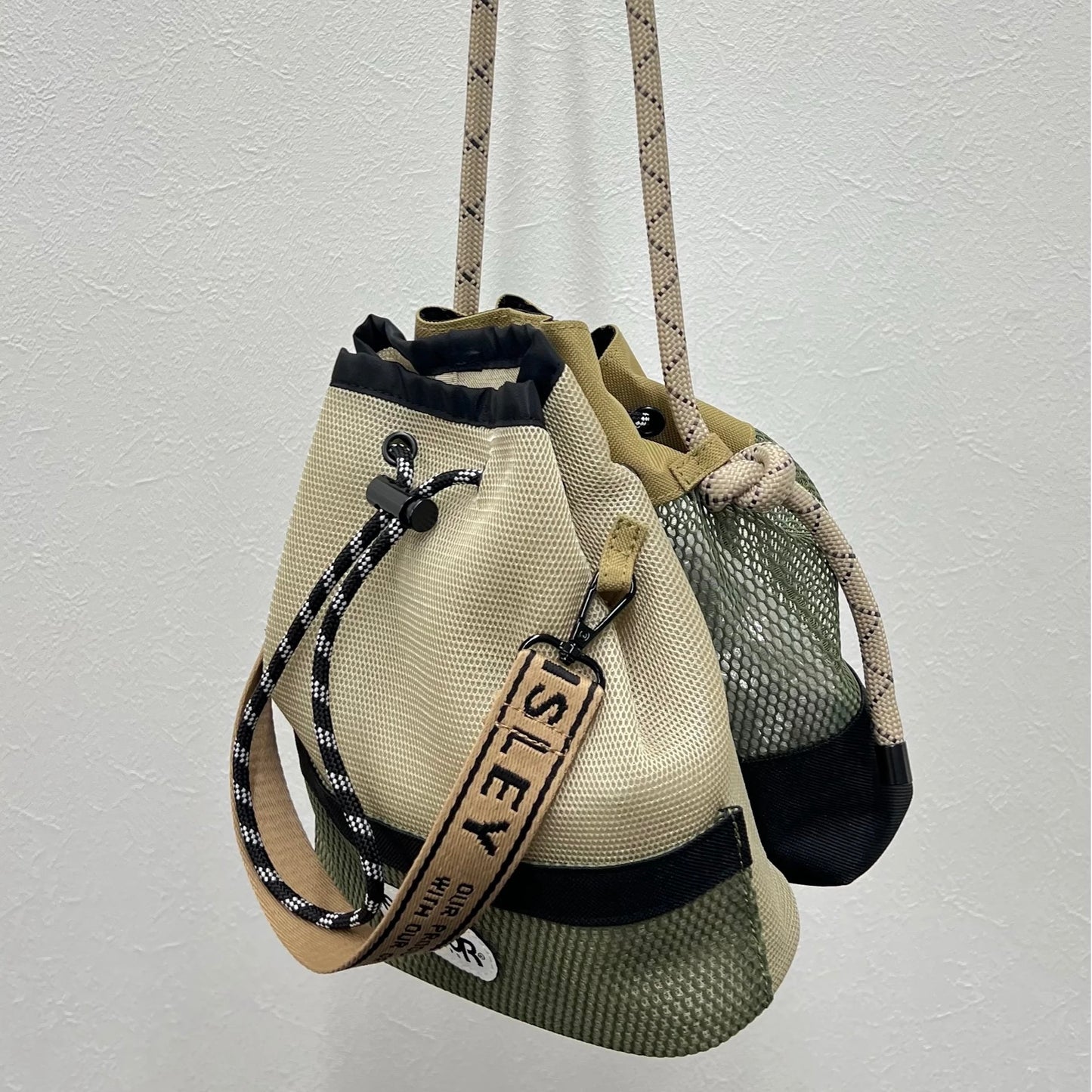 メッシュダブルポシェット　R2601MTB49