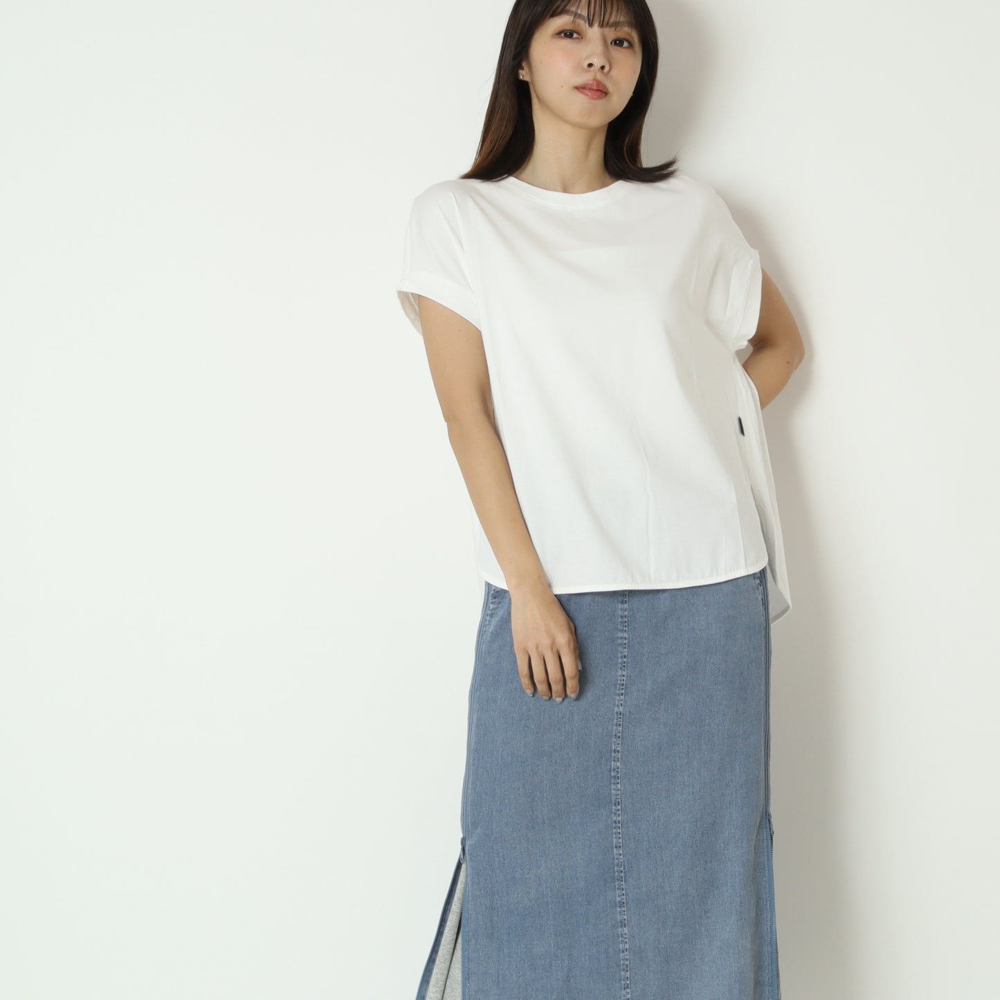 フレンチスリーブバックロゴTシャツ　826528