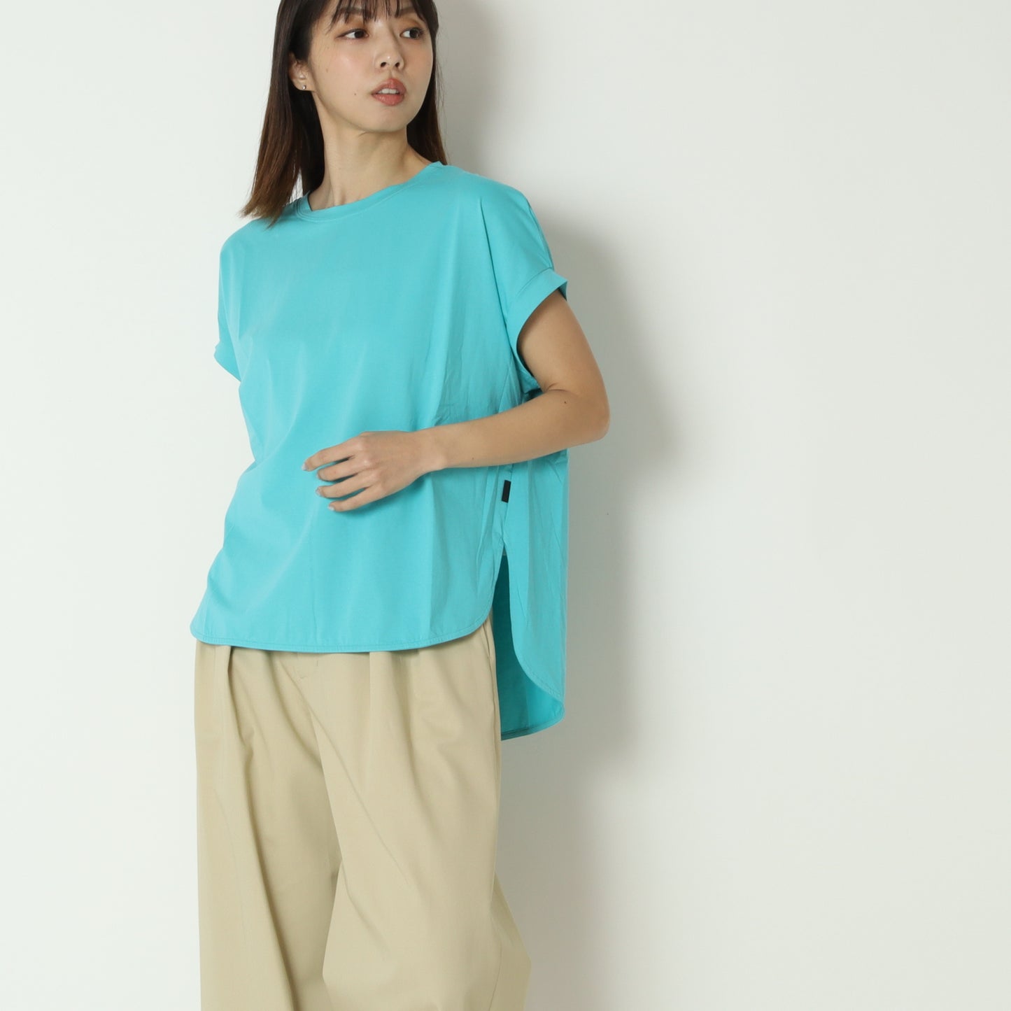 フレンチスリーブバックロゴTシャツ　826528
