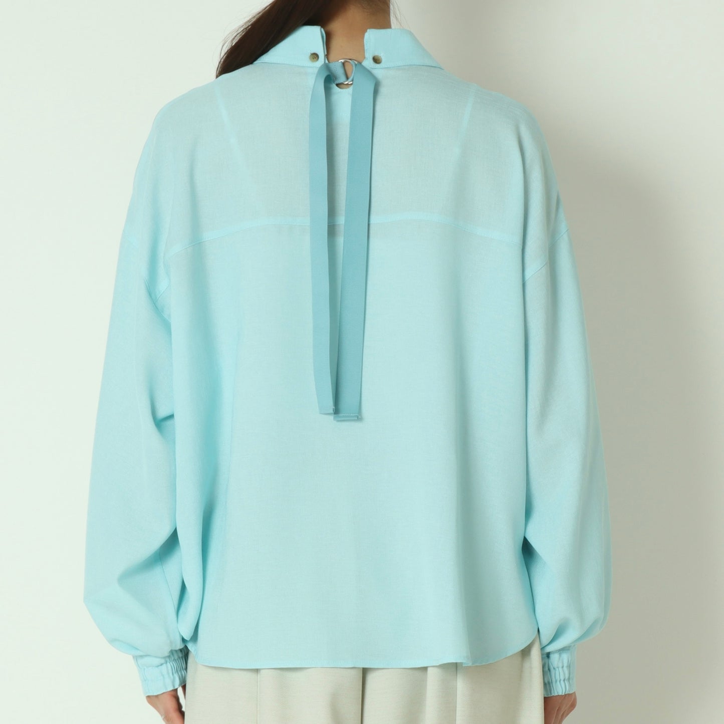 バックグログランテープブラウス   H426113